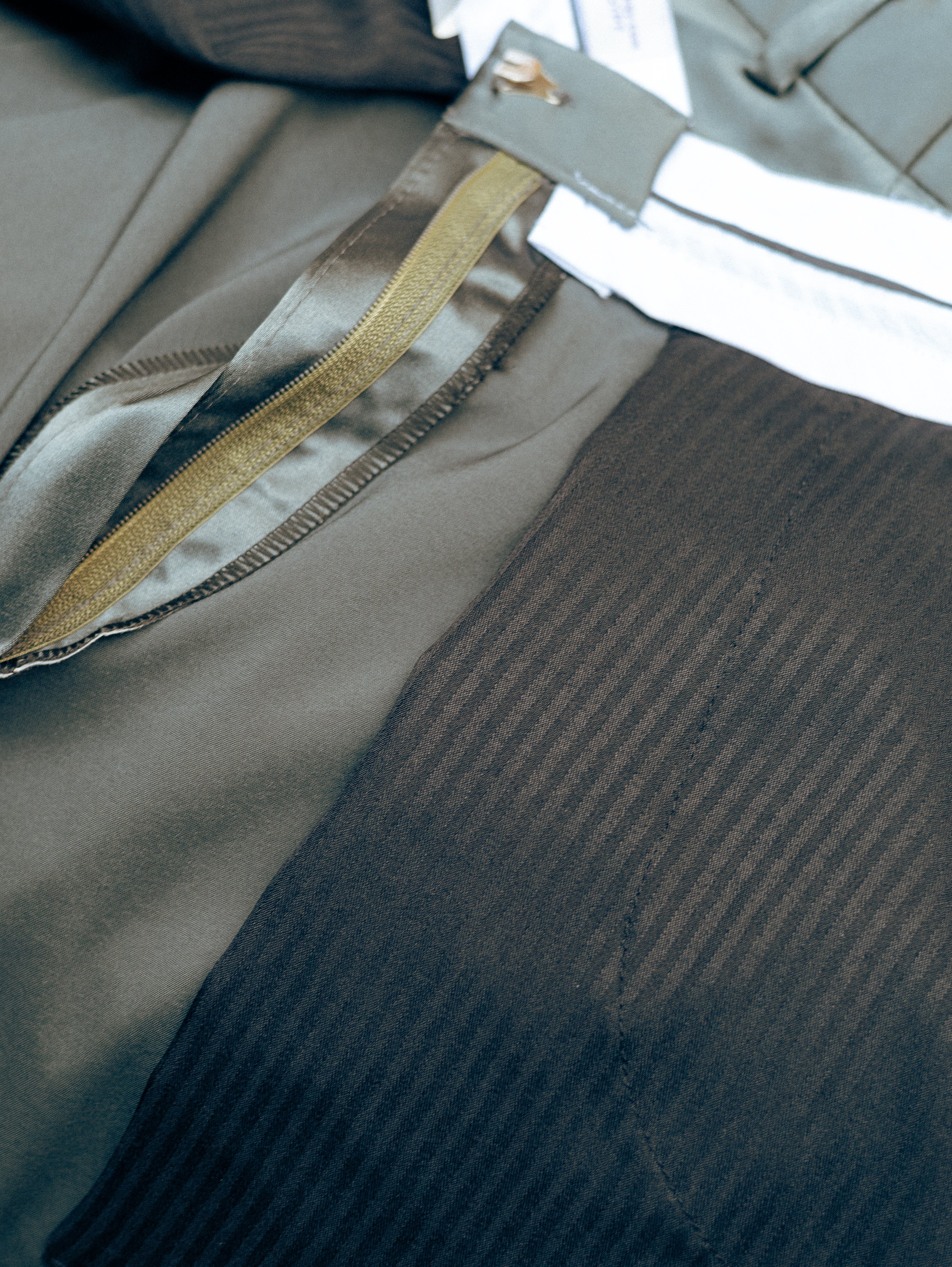 Sage Green Tailored Lace-Back Suit